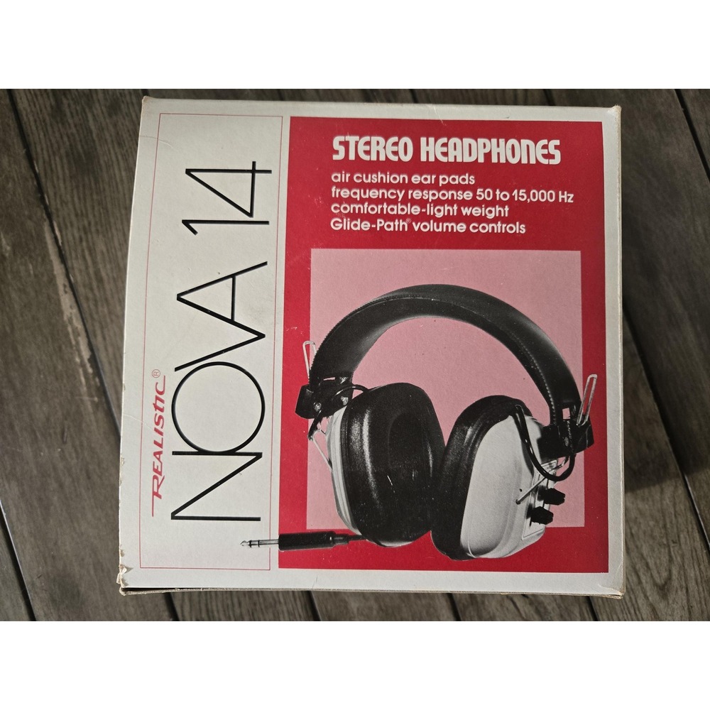 Vintage Realistic Nova 14 Stereo Headphones 33-1013 Works great Retro Props